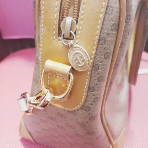 Gucci Tan and Brown Shoulder Bag - Picture 5 of 9